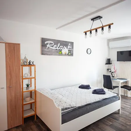Apartament Cosy By The Piran