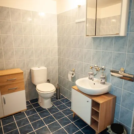 Apartment Cosy By The